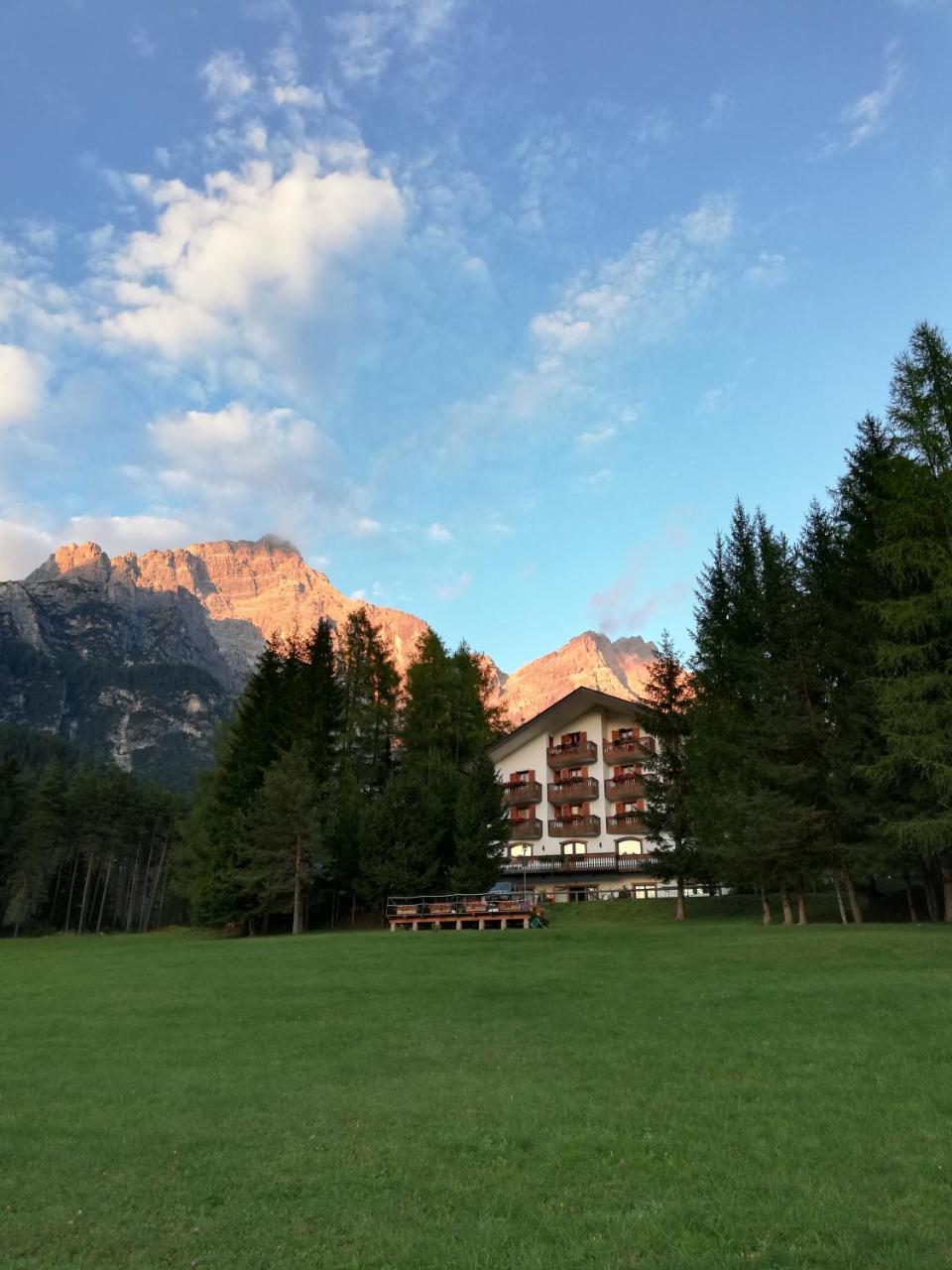 Hotel il Cardo San Vito di Cadore Esterno foto